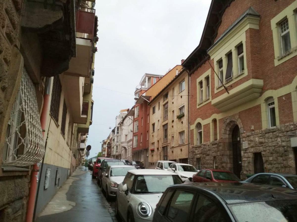 Zsuzsa Apartman Budapest Exterior foto